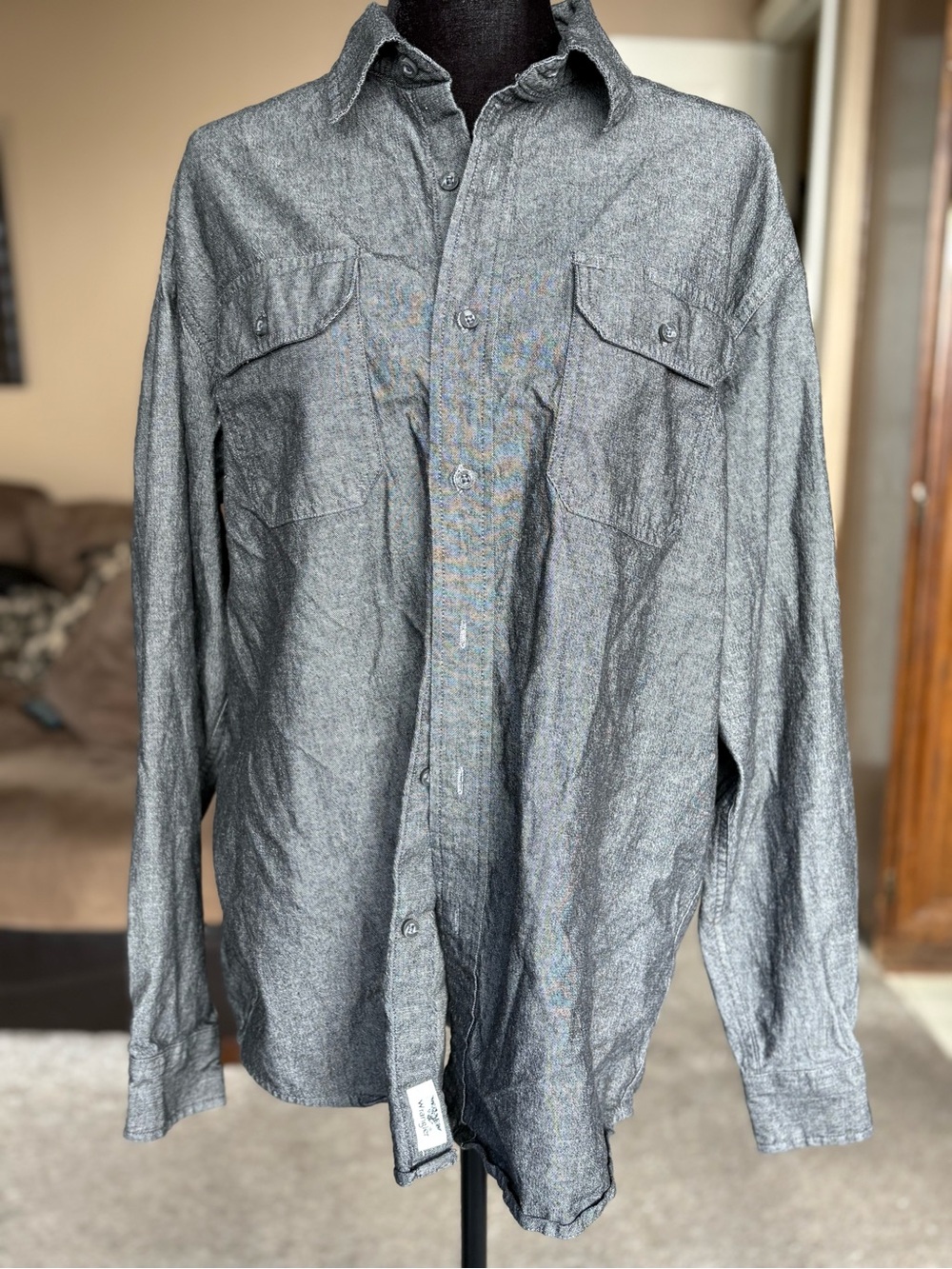 Men’s Wrangler Button-Up Gray Chambray Shirt